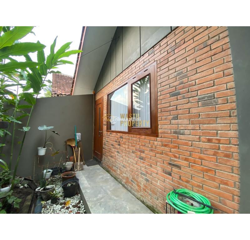 Dijual Cepat Kost Rumah Induk Murah Di Ngaglik Hanya 11 Menit Ke Kampus UII- Sleman