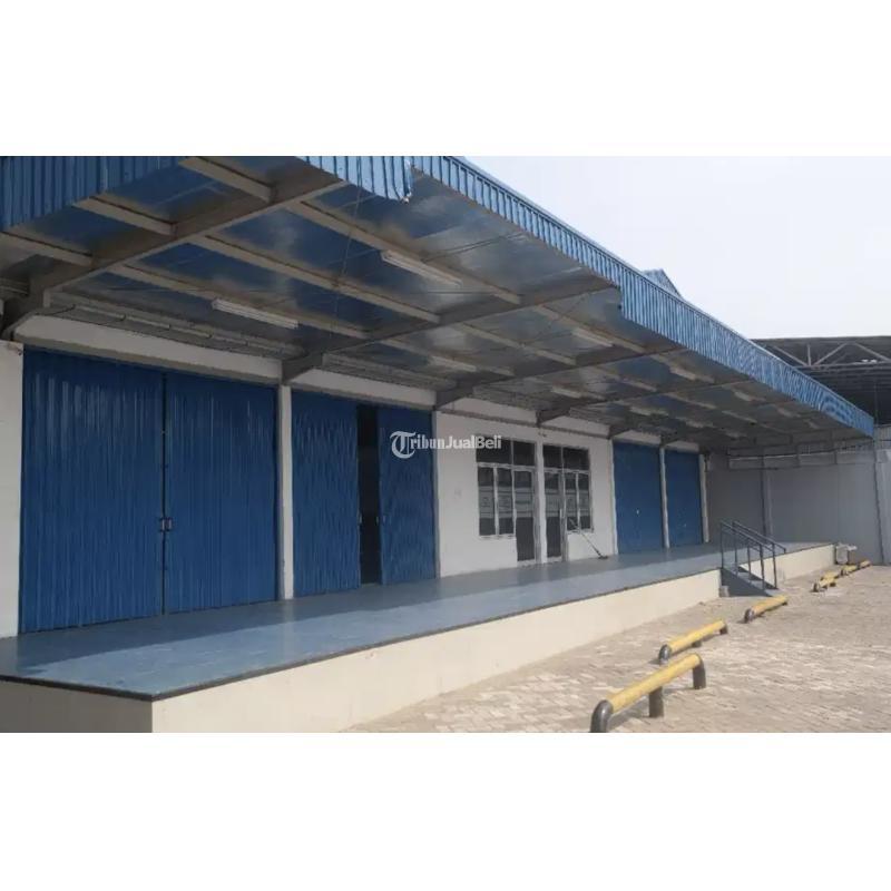 Dijual Gudang, LT. 2750m2, LB. 1500m2, SHM, Pinggir Jalan, Listrik 23.000 Watt, di Raya Bekasi Cakung - Jakarta Timur