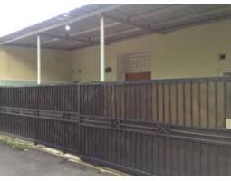 Dijual Kos, Luas 80m2, 5 Kamar, SHM, Harga Murah, Kos Aktif Putra, Area Kampus UMS - Solo