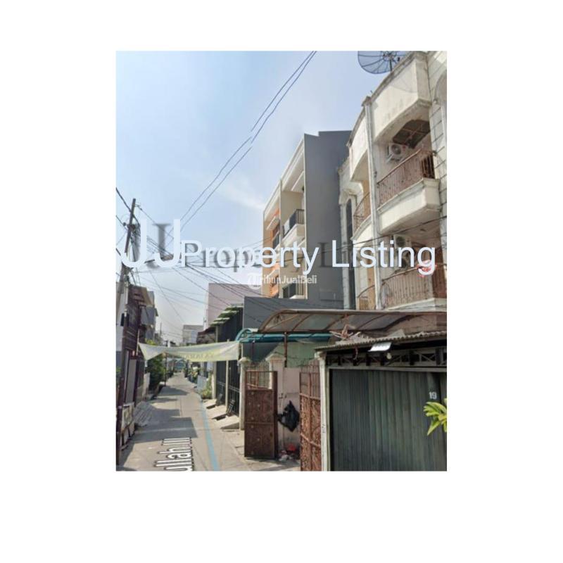 Dijual Ruko Luas 352m2 4 Lantai Lokasi Strategis - Jakarta Barat