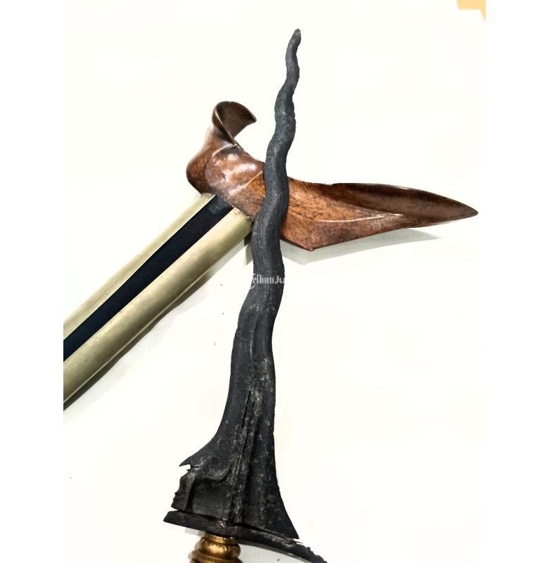 Jual Keris sepuh Carita Keprabon Pamor Keleng Tangguh Majapahit Warangka Brangah Jogja - Jakarta Timur