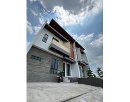 Dijual Rumah 2 Lantai, Lt. 92m2, Lb. 110m2, Shm, 15 Menit Ke Stasiun Purwosari, Baki - Sukoharjo