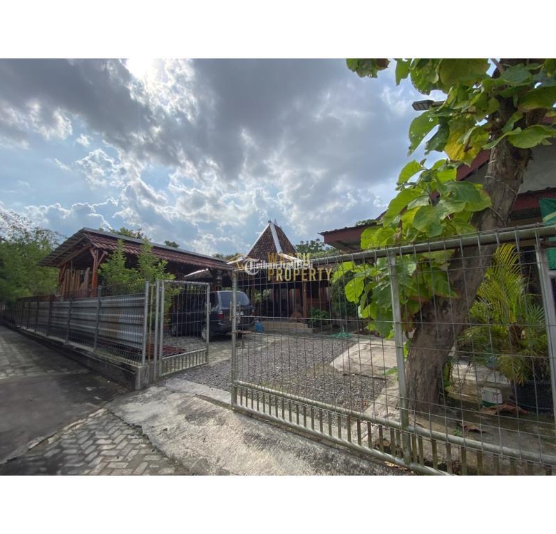 Dijual Homestay dan Ruang Usaha di Maguwoharjo Tipe 110 - Sleman
