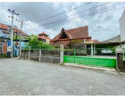 Dijual Rumah Mewah 2 Lantai di Pusat Kota Tipe 262 7KT 4KM SHM - Yogyakarta 