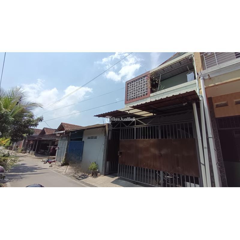 Dijual Kos Aktif Putri, 2 Lantai, 8 Kamar, SHM, dekat Kampus Kedokteran UMS - Solo 