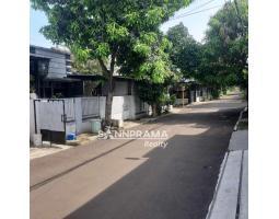 Jual Rumah Tipe  130 dalam Komplek Kav UI Barat Tanah Baru - Depok 
