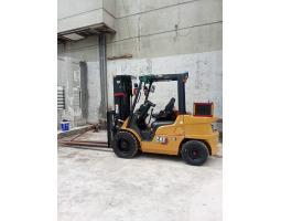 Jasa Sewa Forklift 3 TON 24 Jam Katapang - Bandung