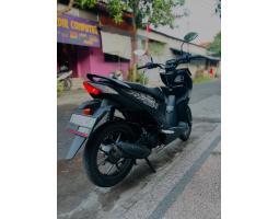 Motor Honda Beat Street Bekas Tahun 2023 Surat Lengkap - Sidoarjo