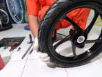 Agar Lebih Awet, Simak Nih 3 Cara Tepat Merawat Ban Tubeless, Nomor 3 Sering Banget Dilanggar
