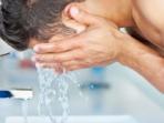 Jangan Sepelekan Cuci Muka Sebelum Bangun Tidur dan Setelah Bangun Tidur