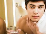 Siapa Bilang Pria Tak Boleh Memakai Krim Pewajah, Begini Cara Memilihnya Agar Cocok di Kulit