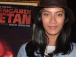 Tara Basro - Yuk Tiru Gaya Berpakaian Pemain Film Pengabdi Setan Berikut Ini. Cocok Buat Kamu yang Berkulit Sawo Matang