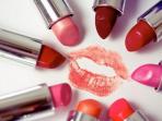 Wah, Ternyata Bentuk Ujung Lipstik yang Sering Kamu Pakai Bisa Menentukan Kepribadian Lho. Coba Cek Sekarang!