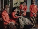 Ingin Gelar Pesta Pernikahan dengan Serangkaian Prosesi Adat Jawa Lengkap Seperti Putri Joko Widodo? Segini Rincian Biaya yang Harus Kamu Keluarkan 