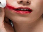 Hati - Hati Ladies, Pewarna Bibir Atau Lipstick Kamu Bisa Membunuh Kamu Diam - Diam Lho!