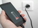 Jangan Sampai Salah, Begini Tips Mengisi Daya Baterai Smartphone yang Benar