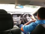 Beginilah Kenyamanan Mobil Eks Rombongan Raja Salaman yang Dijual oleh Perusahaan Taksi Ini