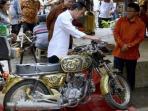Presiden Jokowi Terpikat Dengan Motor Modif yang Mempesona Ini! Harganya Wow Banget!