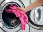 Wow! Hanya Pakai Cuka, Begini Cara Mudah Bersihkan Mesin Cuci di Rumah! 