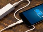 7 Hal Tentang Baterai Ponsel Ini Sering Didebatkan Antara Mitos atau Fakta