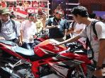 Honda dan TVS di Bulan April Kurang Beruntung dalam Penjualan Produknya. Kok Bisa Ya?
