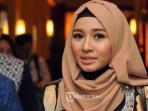 Laudya Cynthia Bella BIkin Geger! Strap di Tasnya Bikin Melongo! Ada Yang Salah?