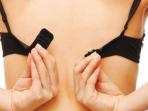 Melepas Bra Terlalu Lama Ternyata Tidak Baik Lho Untuk Tubuh! Salah Satunya Bikin Body Nggak Indah Girls!