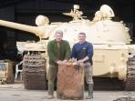 Tak Disangka, Beli Tank Bekas Perang Pria Ini Dapatkan Sesuatu yang Buat Dia Kaya Mendadak