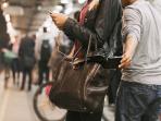 Wah Teknologi Gantungan Tas Ini Bakal Selamatkan Kamu dari Aksi Pencopetan, Bisa Serang & Lacak Si Penjahat