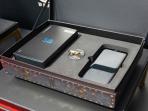 Baru Dirilis, Begini Penampakan Samsung Galaxy S8 Edisi “Pirates of the Caribbean”  yang Dijual Eksklusif