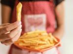 Hentikan Kebiasaan Doyan Makan Kentang Goreng Sekarang Juga, Ini Resiko Mematikan yang Intai Anda