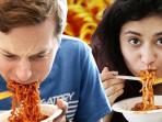 Hindari Mie Instant Import Tanpa Ijin BPOM, Hindari Juga Seringnya Makan Mie Instant Karena Efek Mengerikannya Ini!