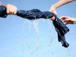Begini Cara Benar Mencuci Celana Jeans, Dijamin Bikin Jeansmu Awet Lama