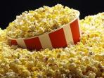 Siapa Sih yang Nggak Suka Popcorn? Ternyata Ini Lho Rahasia Dibalik Prosesnya yang Penuh Letupan Itu