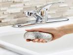 Walaupun Terlihat Aneh, Sabun Bahan Logam Ini Bisa Menghilangkan Bau Tak Sedap