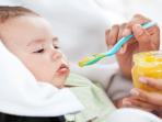 Gawat, Tanpa Sadar 5 Jenis Makanan yang Sering Diberikan pada Bayi Ini Ternyata Sangat Berbahaya