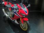 Kejutan Terbaru dari Honda Hadirkan CBR 1000 RR di GIIAS dengan Harga yang Senilai 1 Unit Rumah Mewah