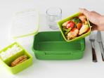 Kotak Makanmu Menyimpan Bau Tak Sedap? Begini 4 Cara Mudah Untuk Mengatasinya