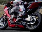 Menakjubkan! Honda Pangkas '15 Kg Lemak' yang Ada di CBR1000RR Fireblade Terbaru, Makin Ciamik!