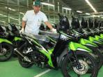 Semakin Tenggelam Gara - Gara Motor Matik, Segini Harga Terbaru Motor Bebek di Bulan Agustus 2017 