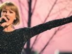 Ternyata Ada Pesan Mendalam Dari Lagu Pertama Milik Taylor Swift di Album Baru 'Reputation'. Simak Videonya!