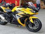 Begini Jadinya Kalau Sepeda Motor Diproduksi oleh China, Desain Yamaha R25 dan Ninja 250 Digabungkan Jadi Satu