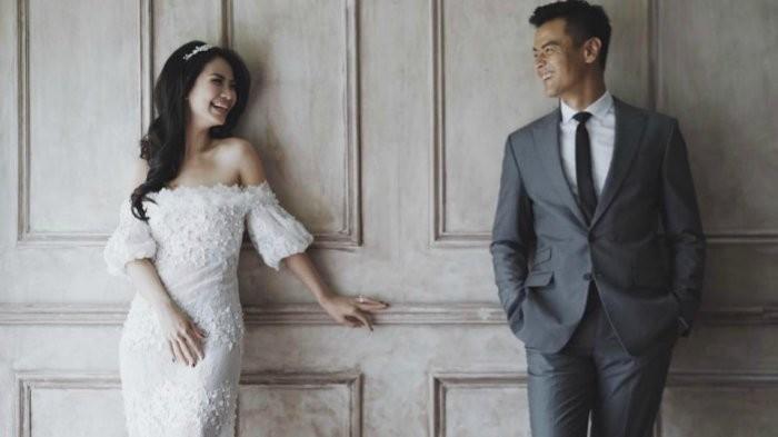 Menikah Saat Idul Adha Begini Foto Foto Pernikahan Dion Wiyoko Dan