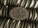 Pernahkah Mendapati dan Mencari Arti dari Simbol-simbol Tak Biasa yang Terukir Pada Biskuit Oreo? Ternyata Ini Penjelasan Artinya