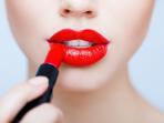  Tak Hanya Percantik Penampilan, Ini Manfaat Lipstik untuk Kesehatan