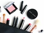 Agar Tak Tertipu, Lakukan 4 Cara Ini Sebelum Beli Makeup Online