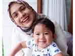 Kenali Gejala & Cara Penangan Tongue Tie, Kesulitan Menyusu Seperti yang Dialami Anak Nycta Gina