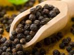 Lada Hitam Dilarang Dikonsumsi Oleh Beberapa Orang yang Memiliki 3 Masalah Perut