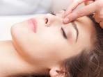 Pijat 5 Titik Akupresur di Wajah, Dapatkan Manfaat Kesehatan Berikut