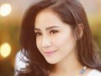 Intip Penampilan Cantik Nagita Slavina dengan Balutan Dress Merah Harga Jutaan Rupiah